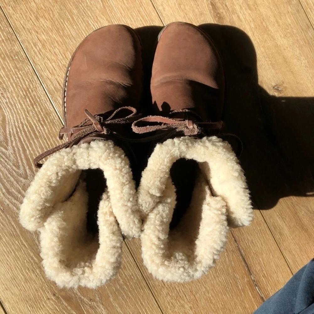 UGG Brown Shearling-Lined Winter Boots with Tie Eu 40 US 9